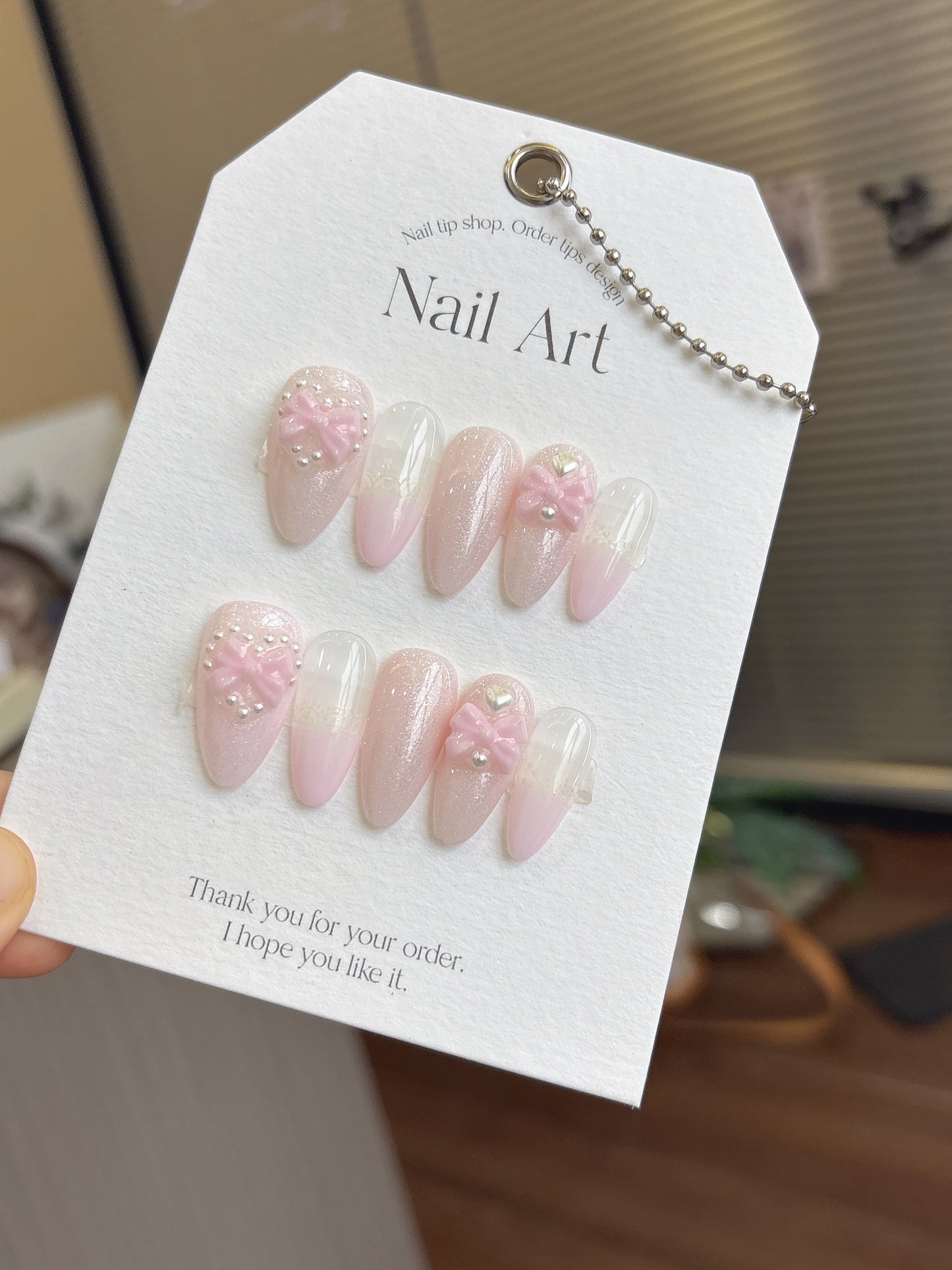 Milky Bow
