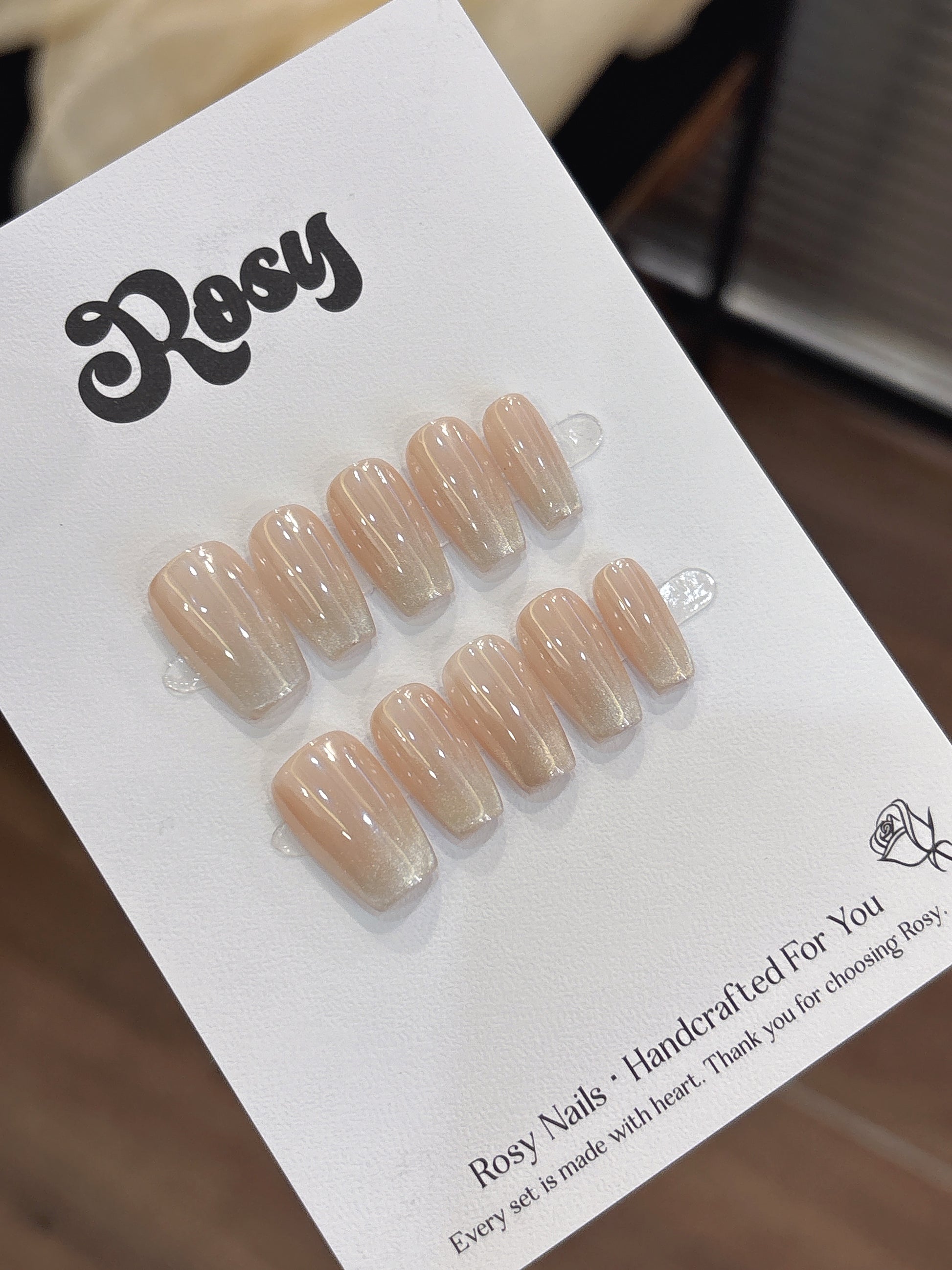 Soft Luminance 柔光低調韓系穿戴甲 Rosy Nails 香港