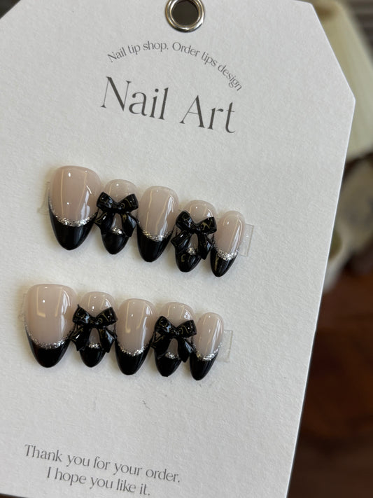 Noir Ribbon