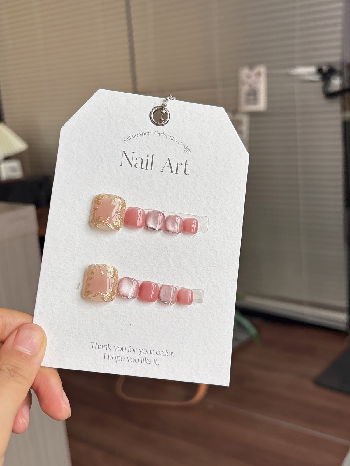 Rose Frame 玫瑰框韓系穿戴甲 Rosy Nails 香港