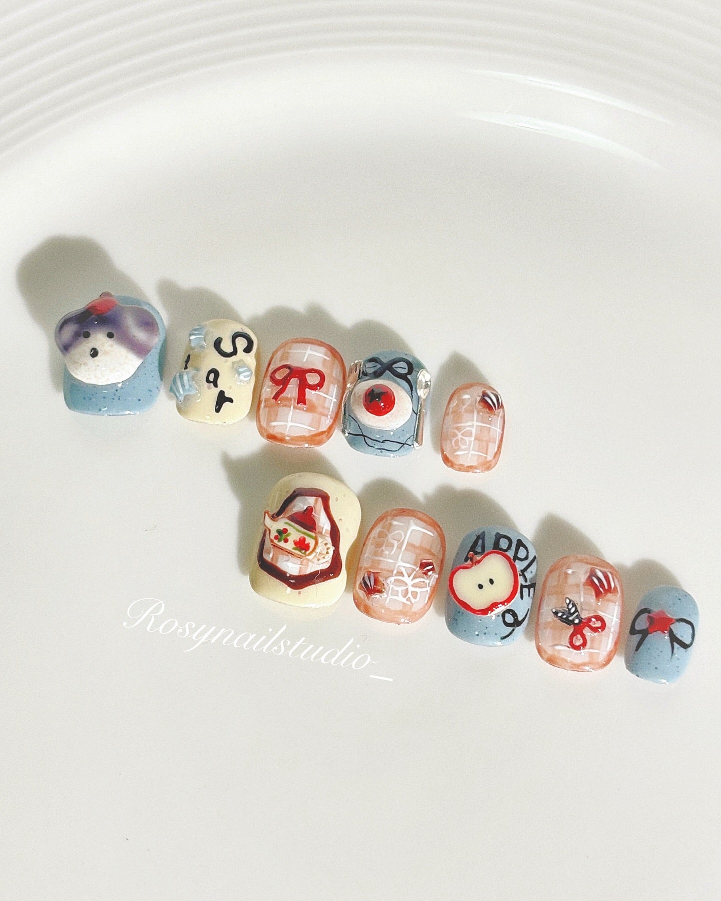 Vintage Storybook 復古童話韓系穿戴甲 Rosy Nails 香港